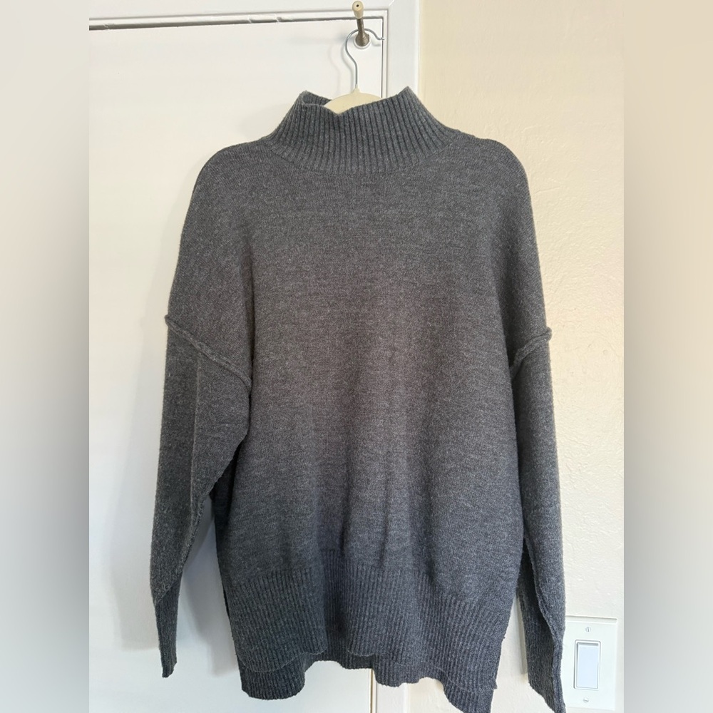 Commense Charcoal Knit Turtleneck
